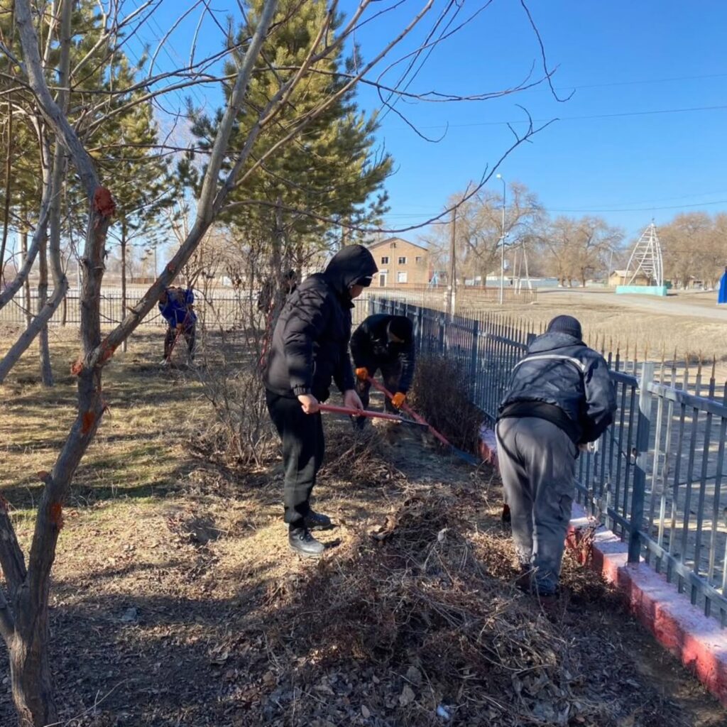 “Күрті орман шаруашылығы” коммуналдық мемлекеттік мекемесі бүгінгі “Таза Қазақстан” экологиялық акциясы аясында “Сенбілік — тазалық кепілі” атты шара ұйымдастырды.